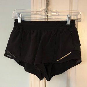 Black Lululemon Hotty-Hot 2.5" size 6